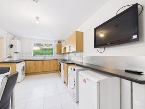 Photo 15- click for photo gallery